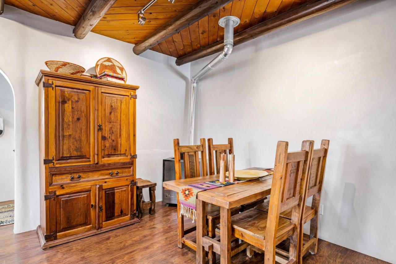 Pueblo Revival Villa Таос Екстериор снимка